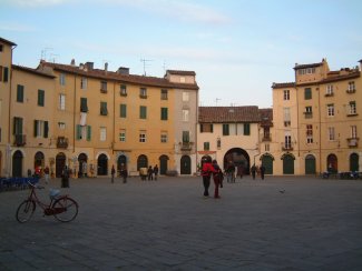 Amphiteatro in Lucca